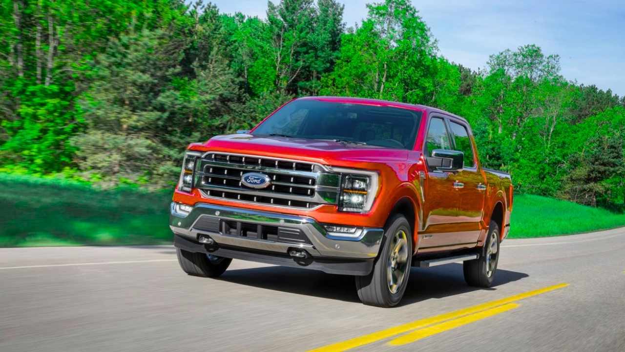 Next-Gen 2026 Ford Ranger Raptor: High-Tech Off-Road Beast Revealed with Price & Mileage